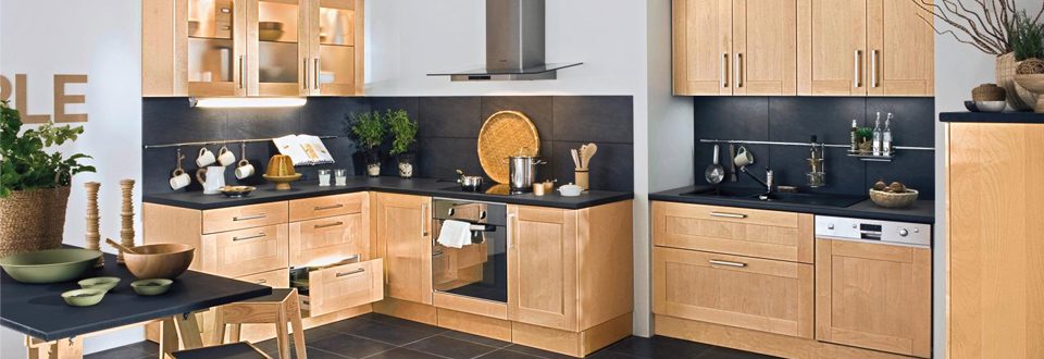 Model de cuisine en bois massif