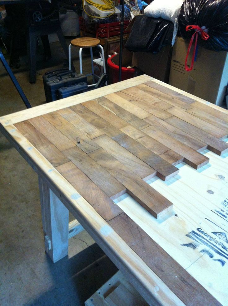 Table de cuisine en bois franc