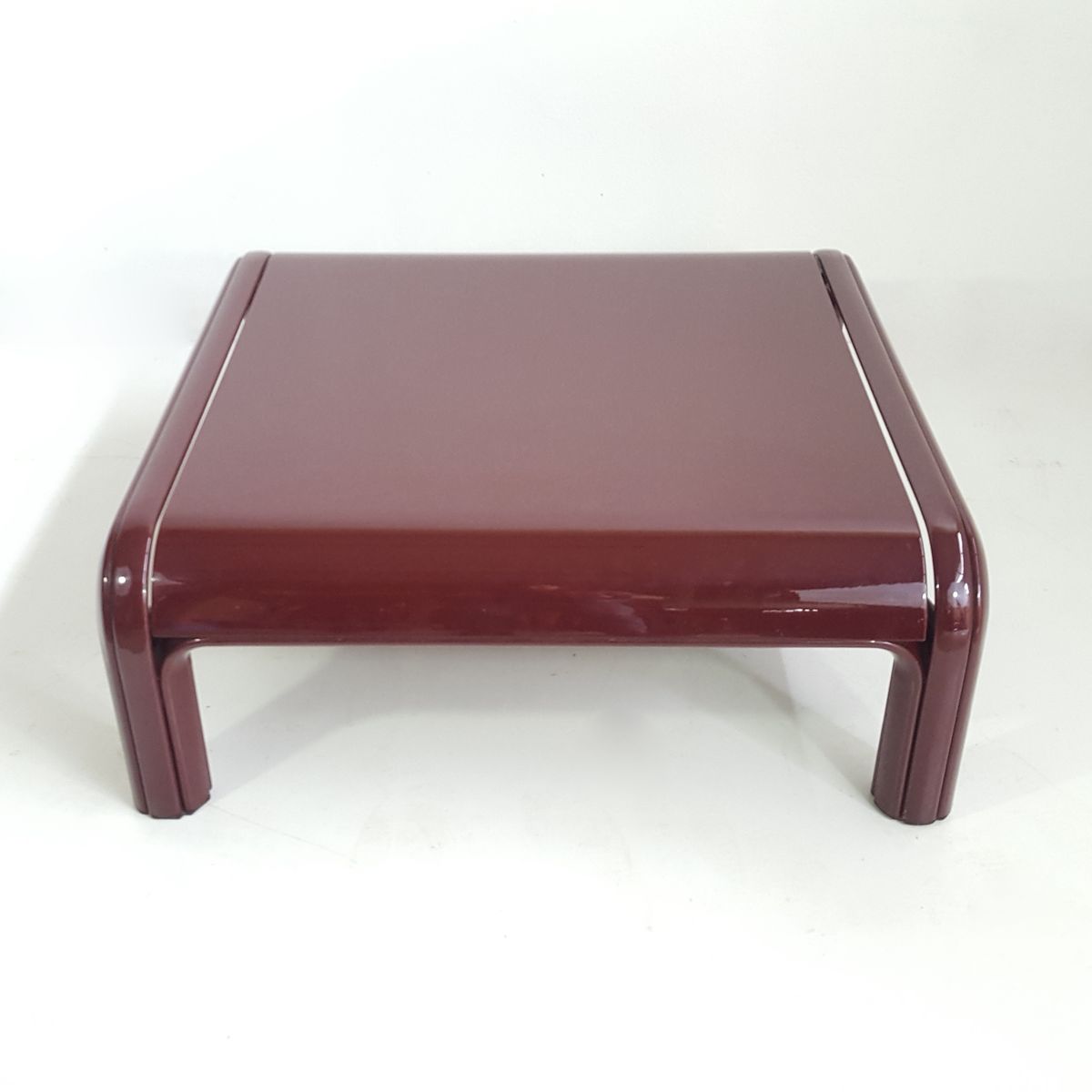 Table basse design marron