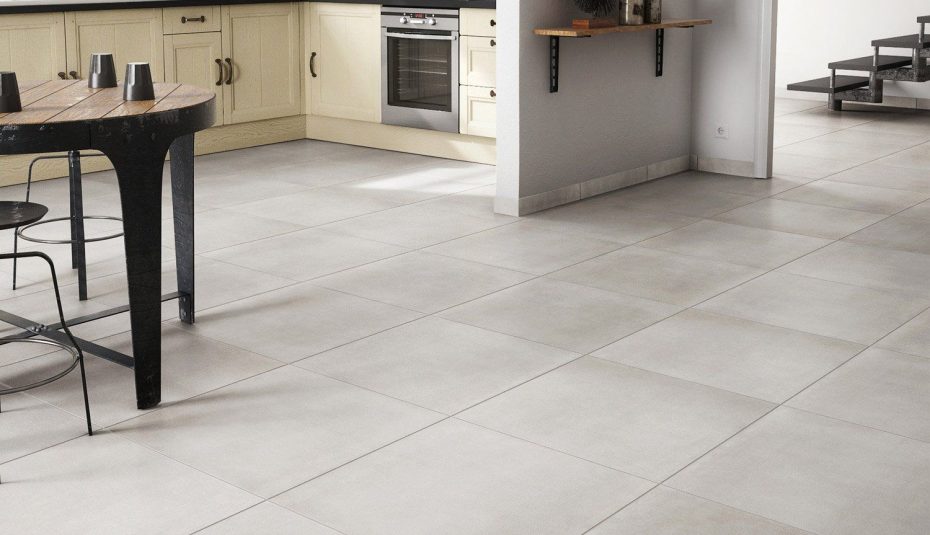 Carrelage gris tres clair