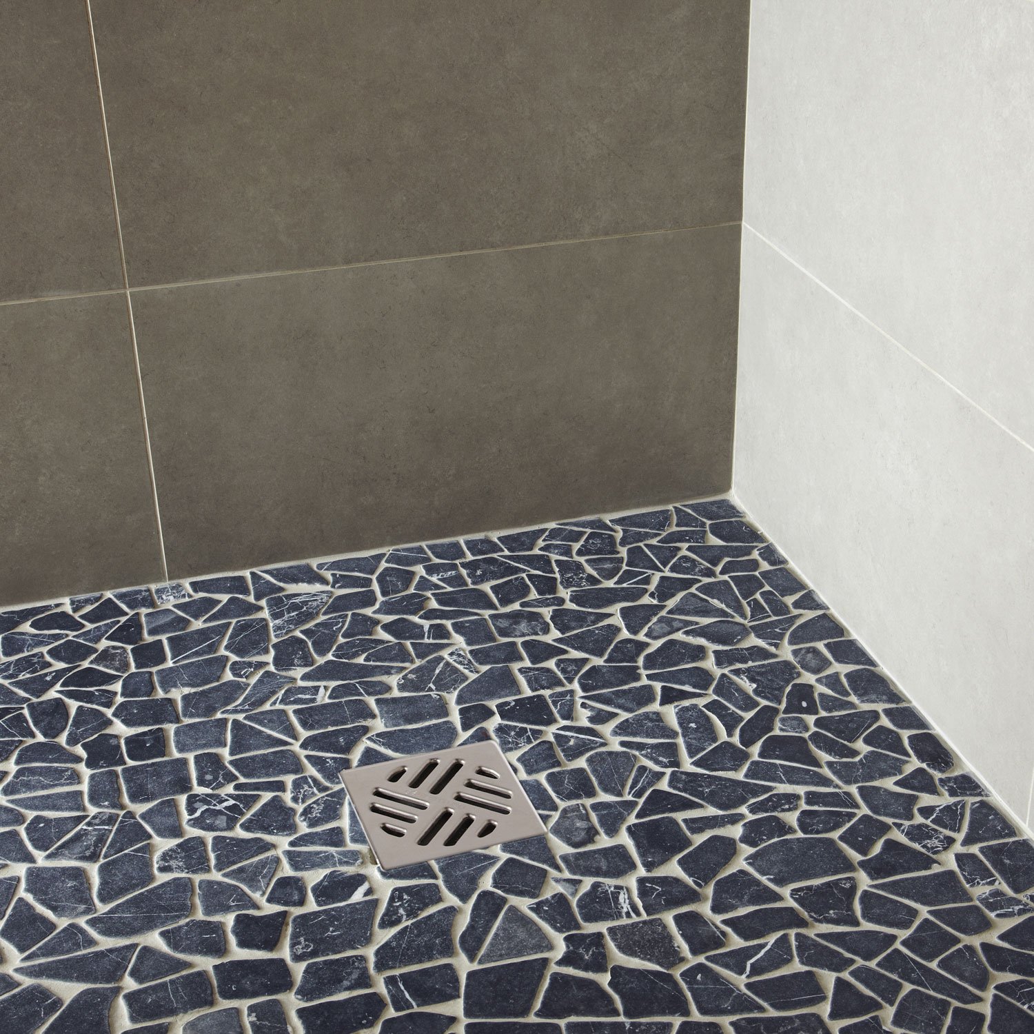 Carrelage mosaique noir sol