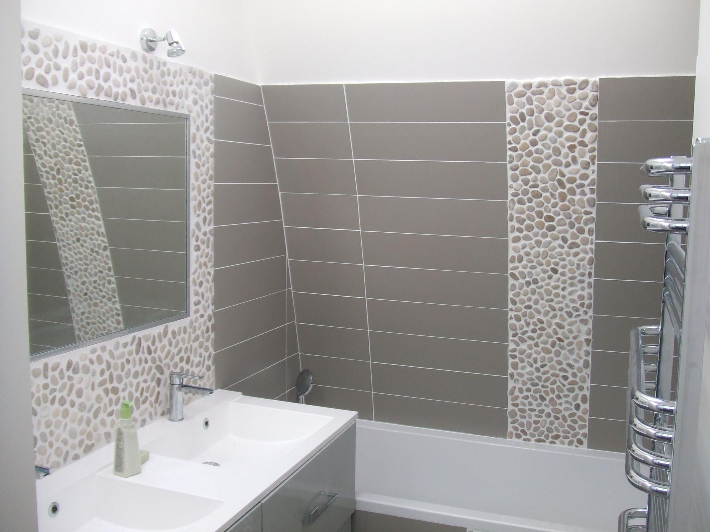 Carrelage gris galet