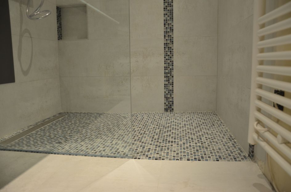 Carrelage bleu salle de bain castorama