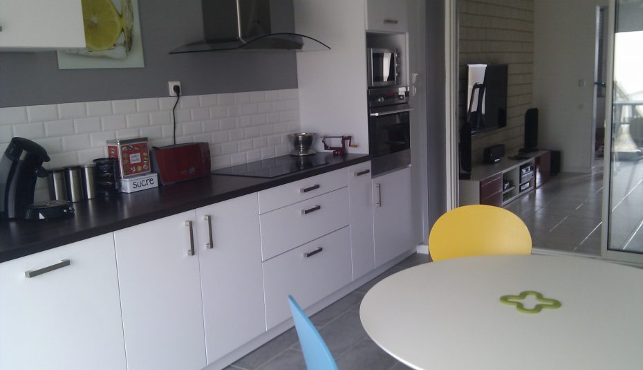 Idee deco cuisine grise et verte