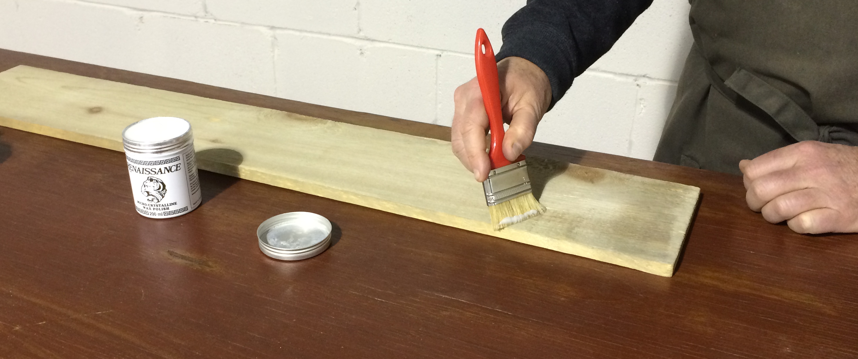 Comment traiter une table de cuisine en bois