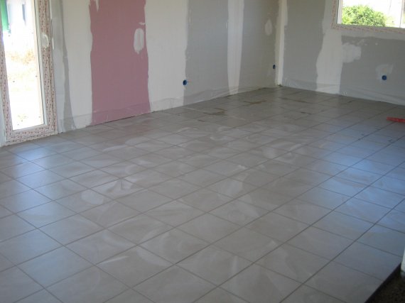 Carrelage blanc tres salissant