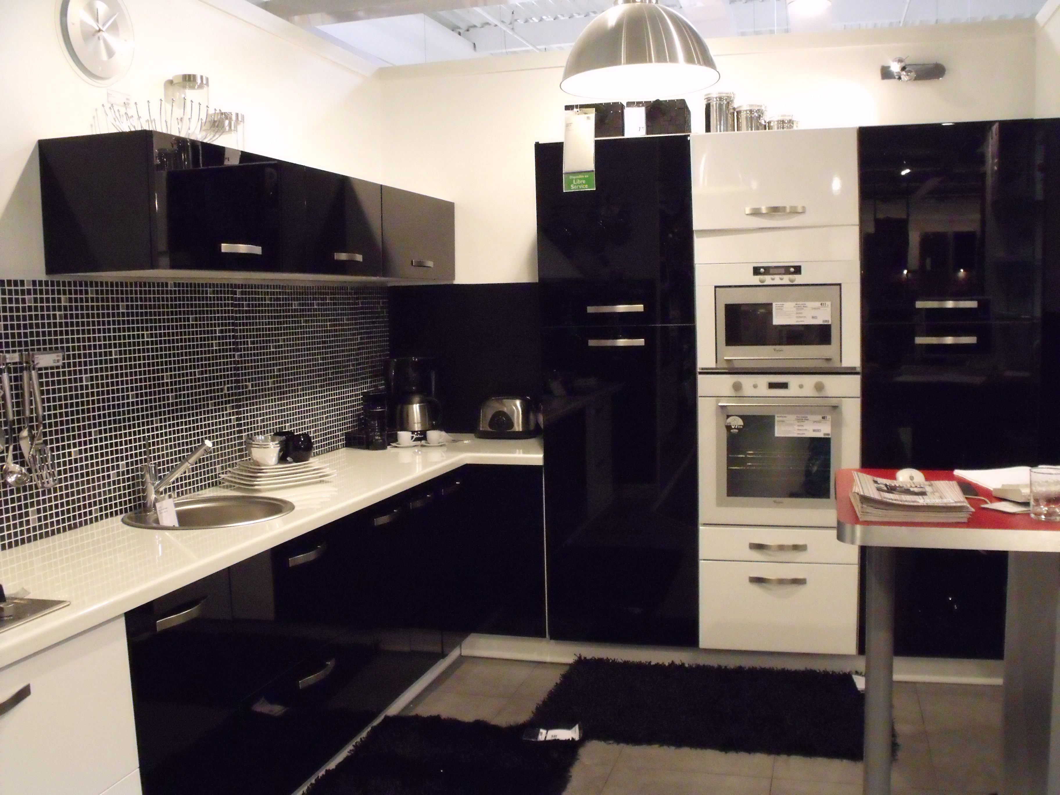 Deco pour cuisine noire