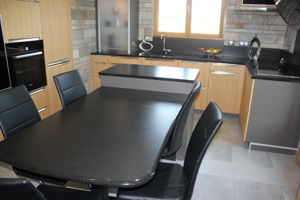 Table de cuisine granite