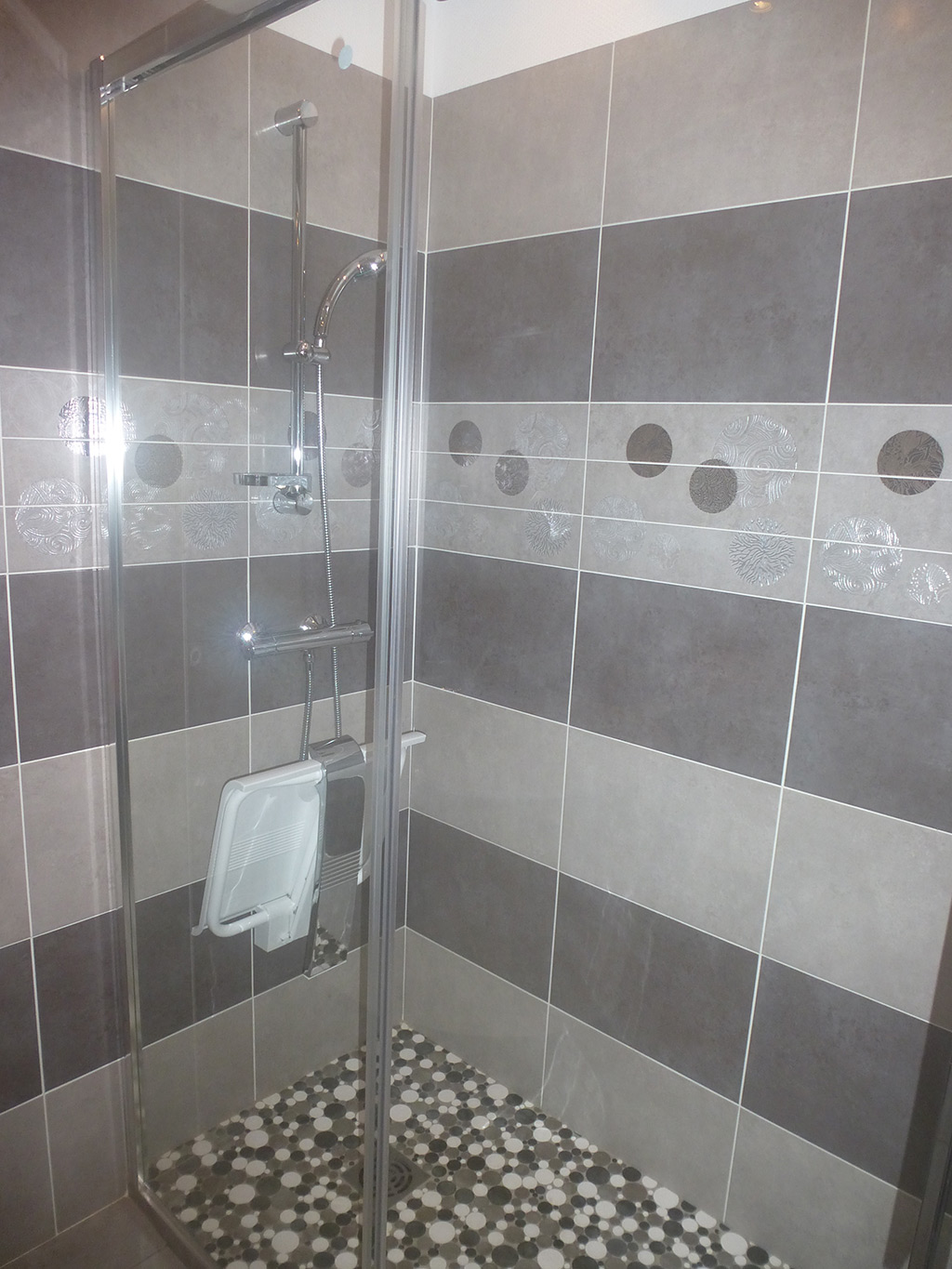 Carrelage salle de bain douche