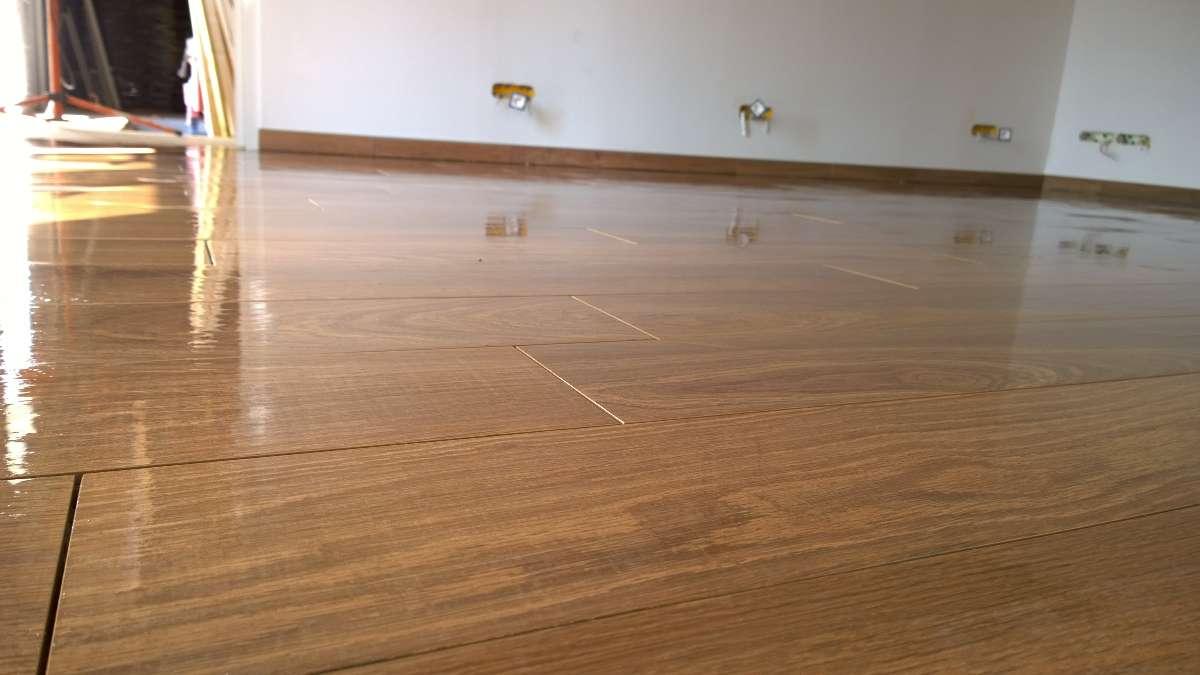Carrelage imitation bois sans joint