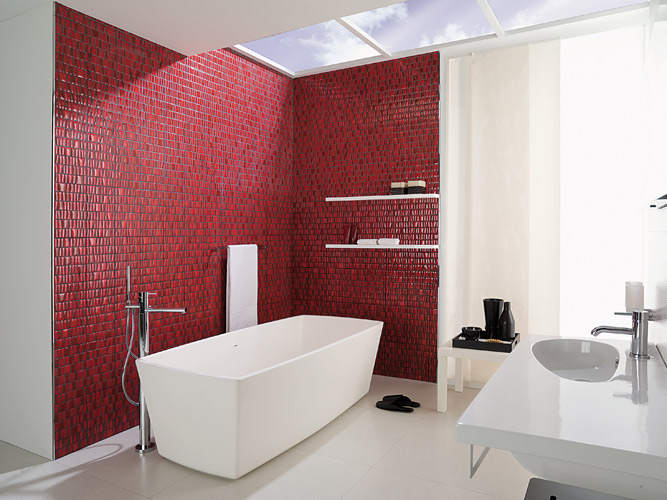 Carrelage salle de bain rouge