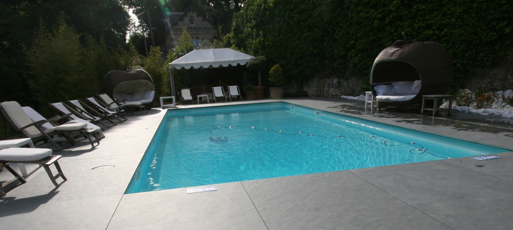 Carrelage ardoise pour piscine