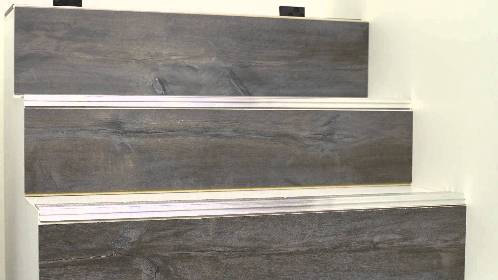 Carrelage imitation bois pour escalier