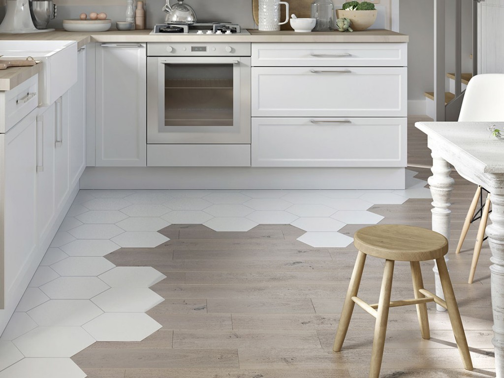 Melange carreaux de ciment et carrelage