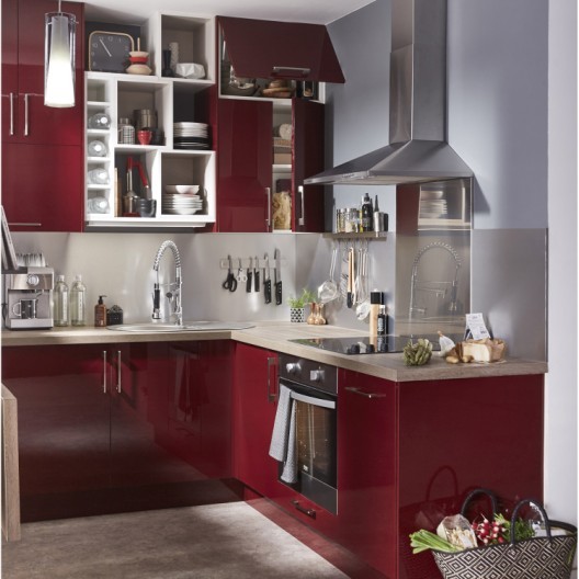 Fixation meuble haut cuisine brique rouge