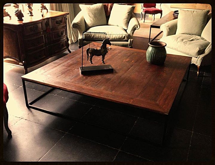 Table basse design xxl
