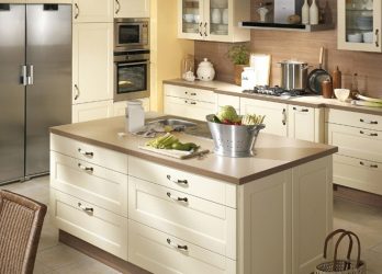 Modele de cuisine en bois avec marbre