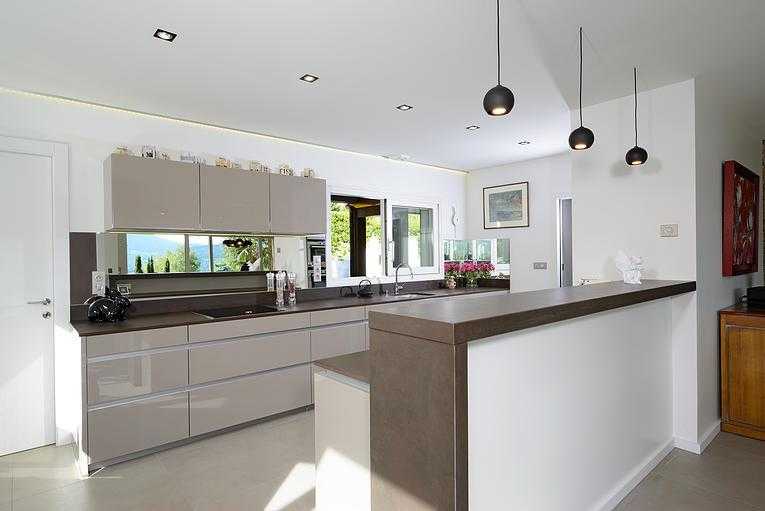 Modele de cuisine ouverte avec bar