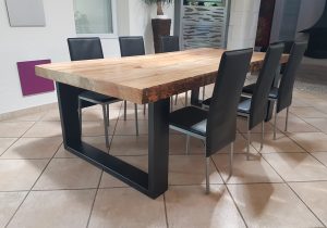 Table de cuisine originale en bois