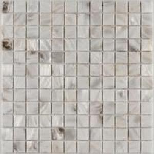 Carrelage mosaique blanc nacré