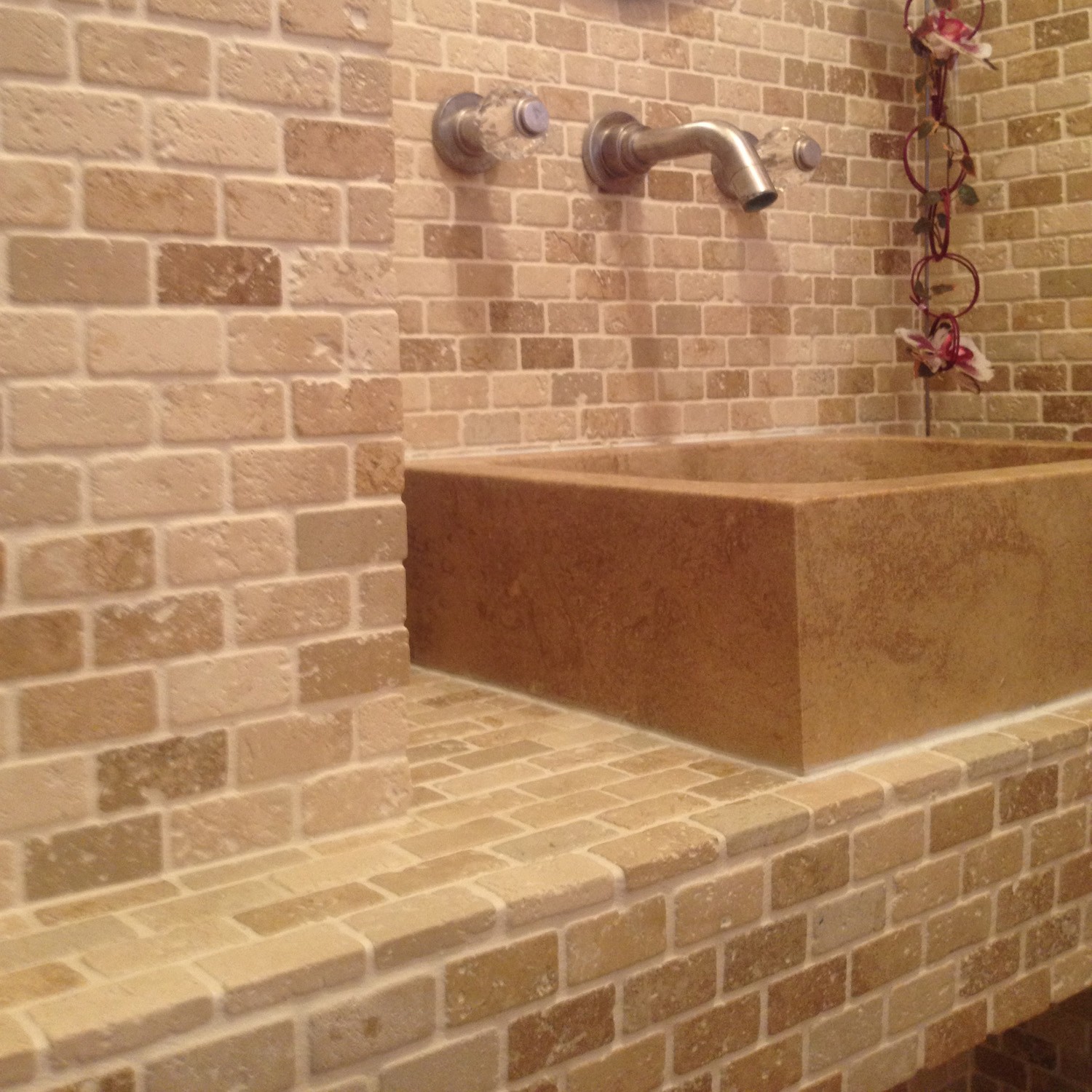 Carrelage mosaique travertin