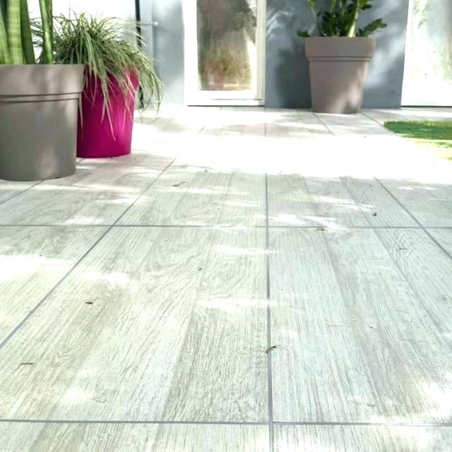 Nettoyage carrelage exterieur rugueux