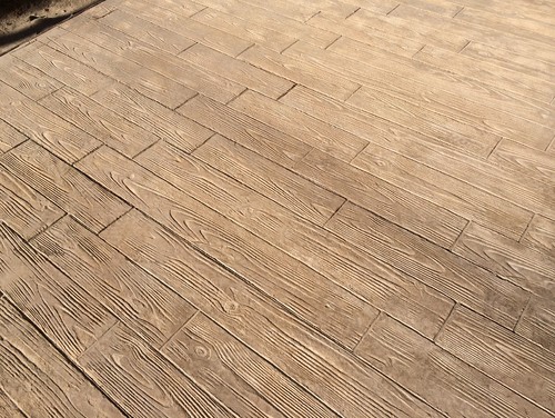 Carrelage imitation bois beton