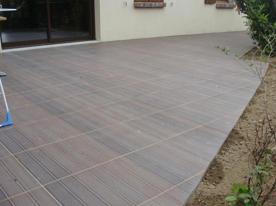 Pose carrelage imitation bois terrasse