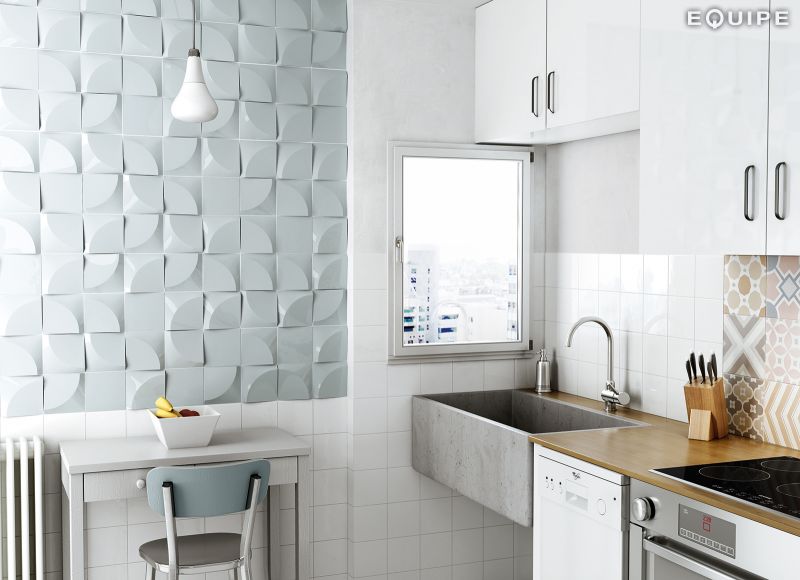 Carrelage mosaique rouge et gris