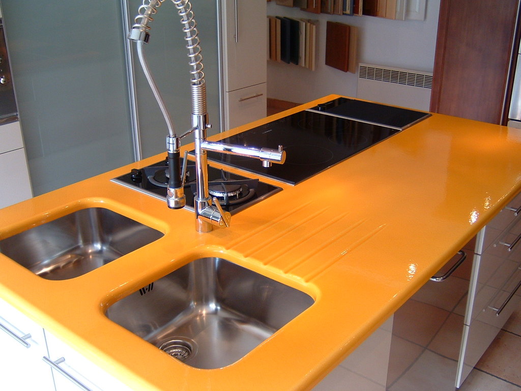 Peindre un plan travail cuisine