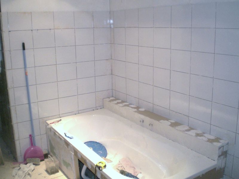 Peindre carrelage salle de bain en blanc