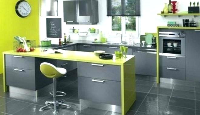 Modele cuisine peinture rouge