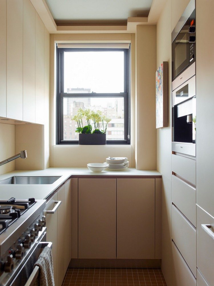 Petite cuisine moderne ouverte
