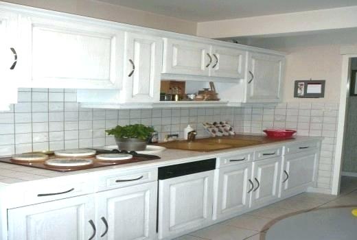 Modele de cuisine en bois blanc