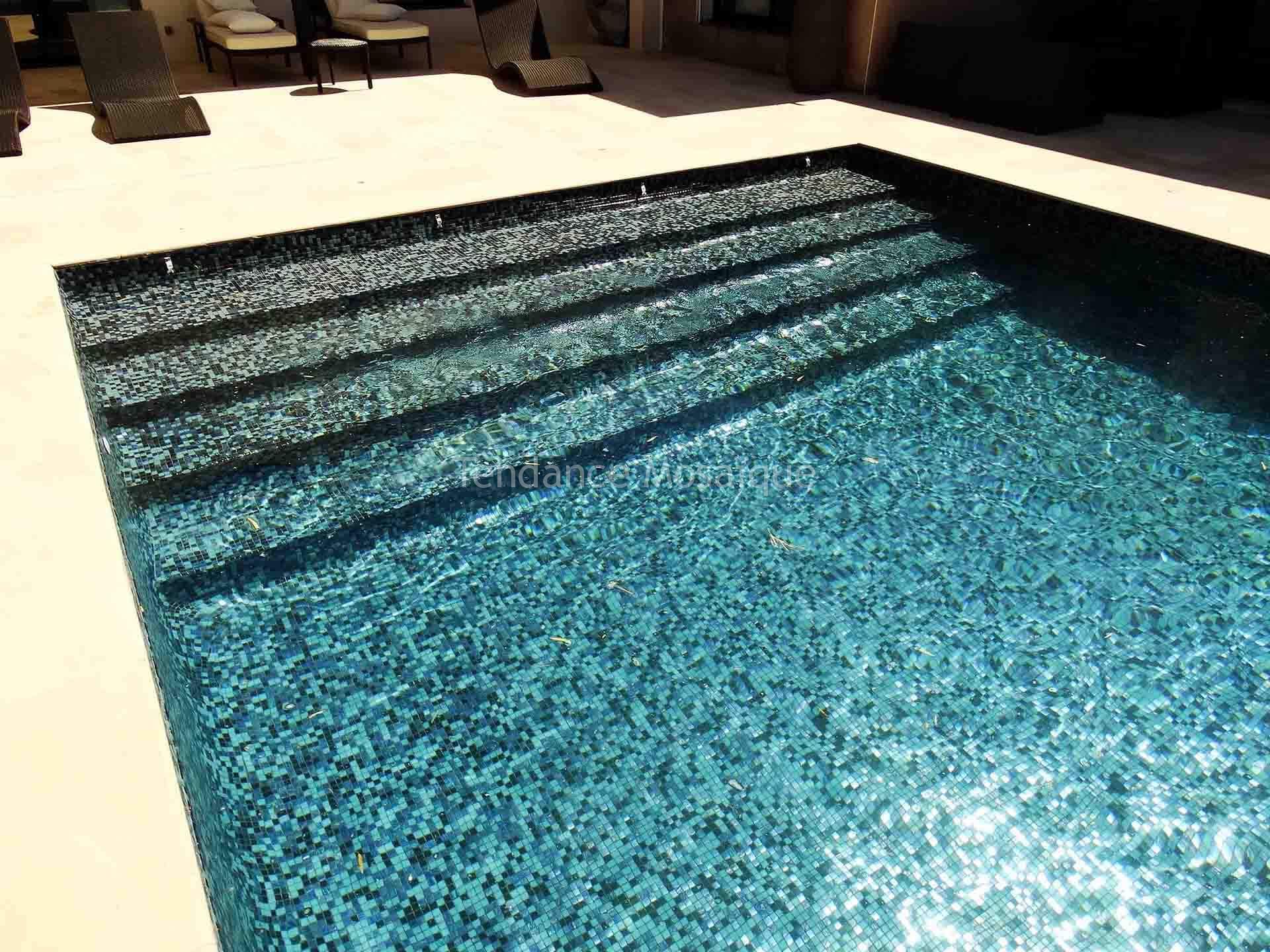 Carrelage ancien piscine