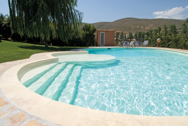 Carrelage beige piscine
