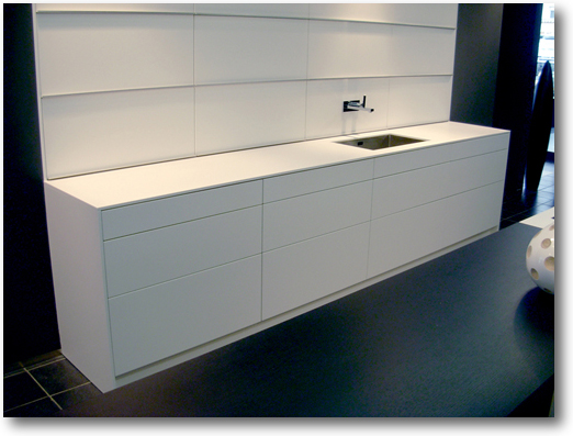 Plan de travail cuisine corian blanc