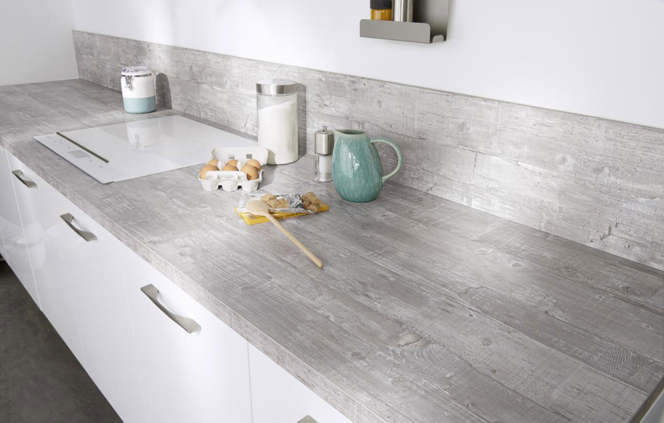 Plan de travail cuisine gris clair