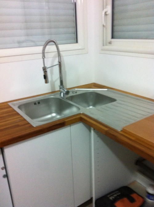 Decoupe plan de travail cuisine en angle
