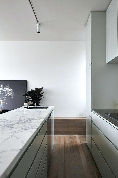 Plan de travail cuisine blanc laqué avis