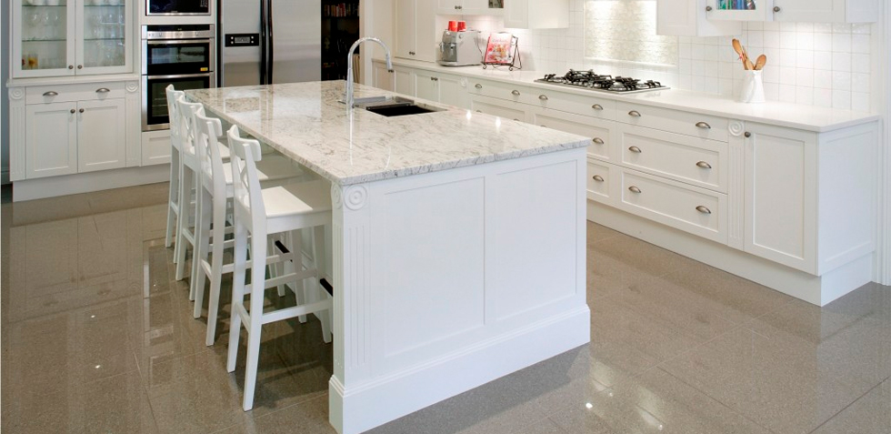 Plan de travail cuisine corian blanc