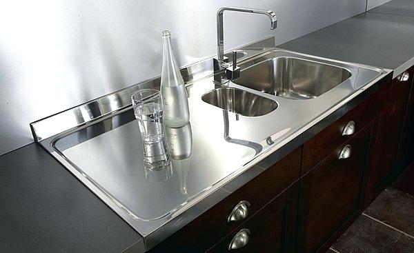 Plan travail cuisine en inox