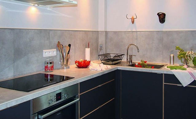Carrelage mural cuisine grand format