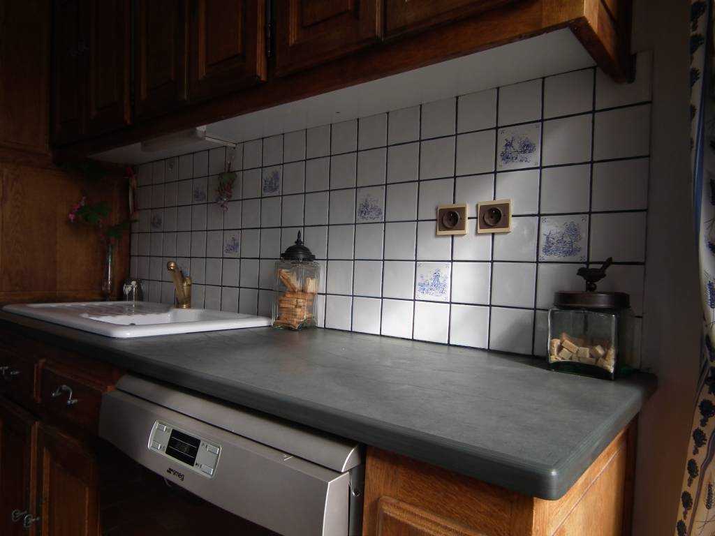 Cuisine avec plan de travail ardoise