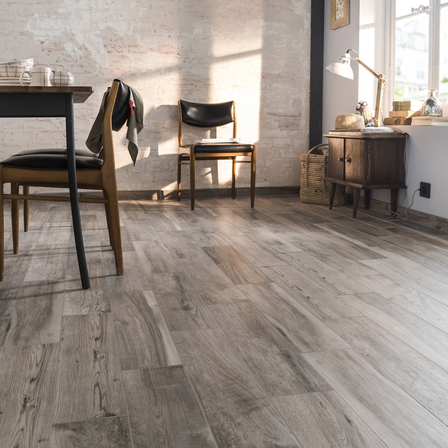 Carrelage bois couleur