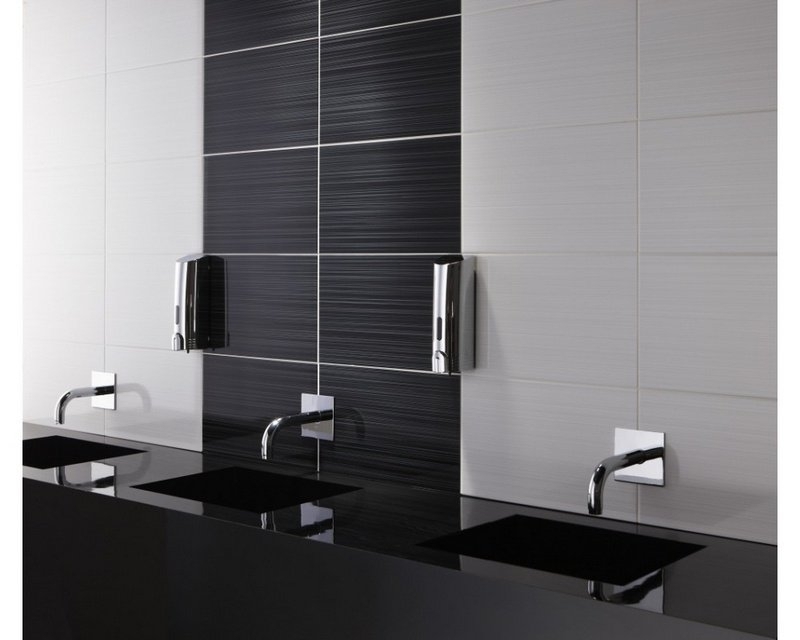 Carrelage salle de bain noir mat