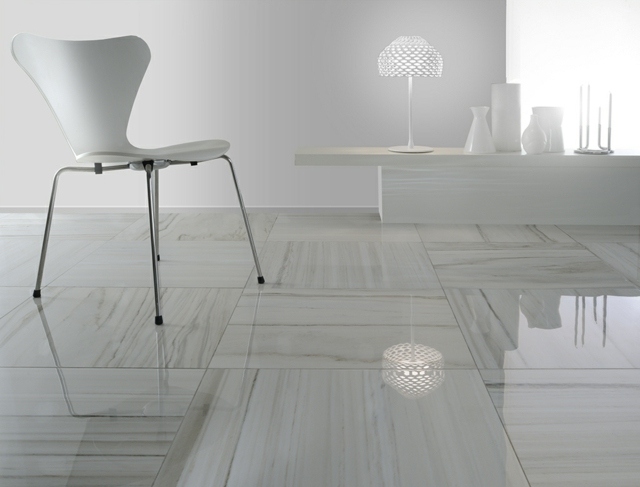 Carrelage brillant imitation marbre