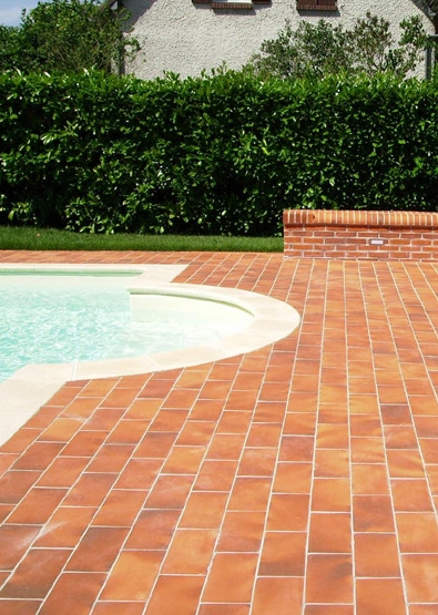 Carrelage exterieur terre cuite