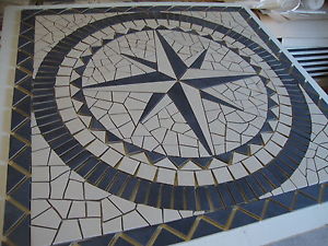 Carrelage mosaique rose des vents