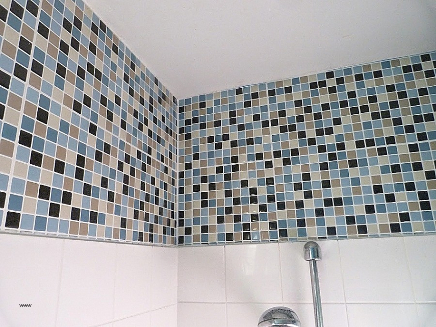 Carrelage adhésif baignoire